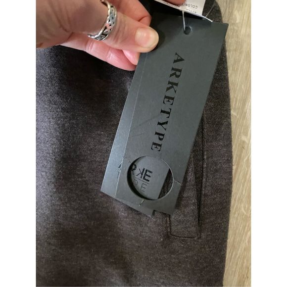 Arketype NWT Charcoal Gray Joggers Sweatpants Size Large - Picture 4 of 10